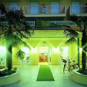 Royal Hotel
