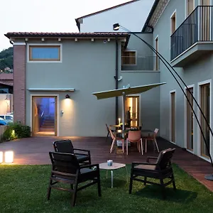 *** Affittacamere Aqua Crua Italia